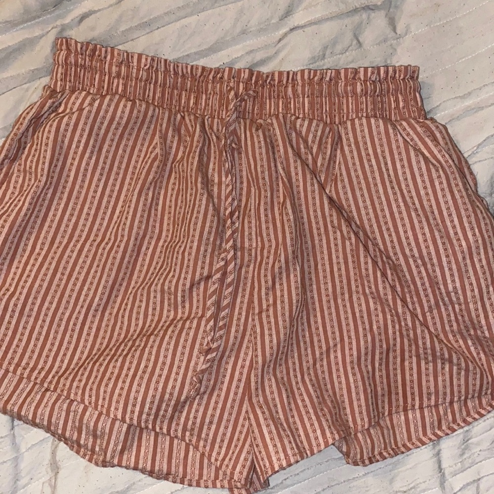 Cute summer shorts, super flowy and cute
